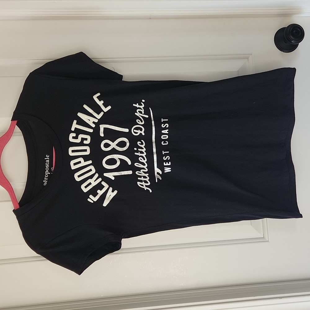 Aero black scoop neck t-shirt